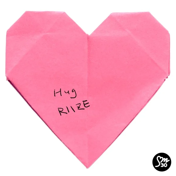 Трек RIIZE - Hug (2025)