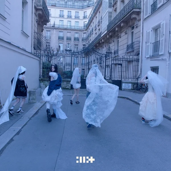 ILLIT - MAMIHLAPINATAPAI (2026)